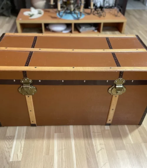 Vintage Schiffskoffer / Schiffstruhe / Überseekoffer / Reisekiste