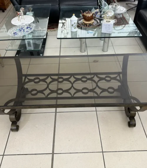 Schmiedeeisen Couchtisch mit einer Glasplatte