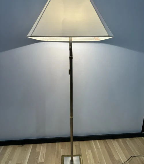 Stehleuchte / Standleuchte mit Messing Sockel