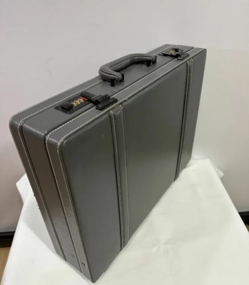 Vintage Aktenkoffer / Aktentasche aus Echtleder