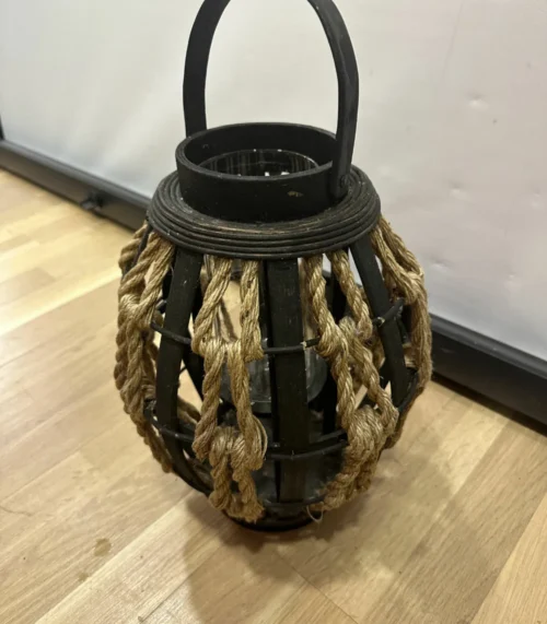 Windlicht/ Laterne mit Glaseinsatz