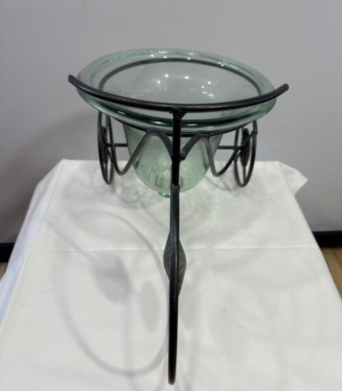 Blumentopf in Dreirad-Optik