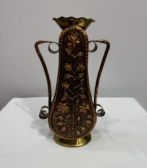 Vintage Kupfer Vase mit Blumenmuster und Messingdetails