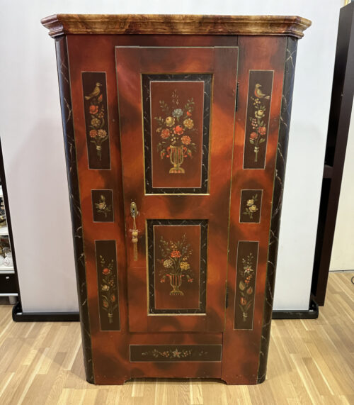 Antiker Bauernschrank mit Bauernmalerei - restauriert 1969