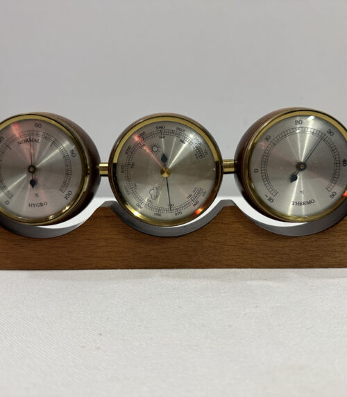 Vintage Wetterstation mit Thermometer, Barometer und Hygrometer