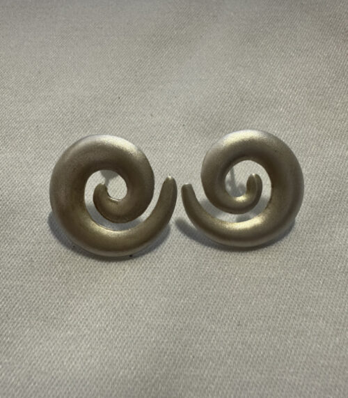 Schwungvolle Spiralen - Vintage Silberohrringe im modernen Design