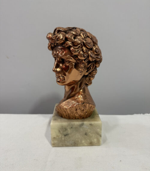 David Büste in Bronzeoptik – Klassische Miniatur auf Marmorsockel