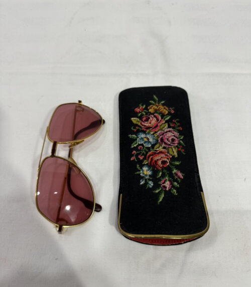 Vintage Cartier Sonnenbrille mit Etui – Modell „Cartier Paris 56-14“ mit Seriennummer 394084 und roséfarbenen Gläsern
