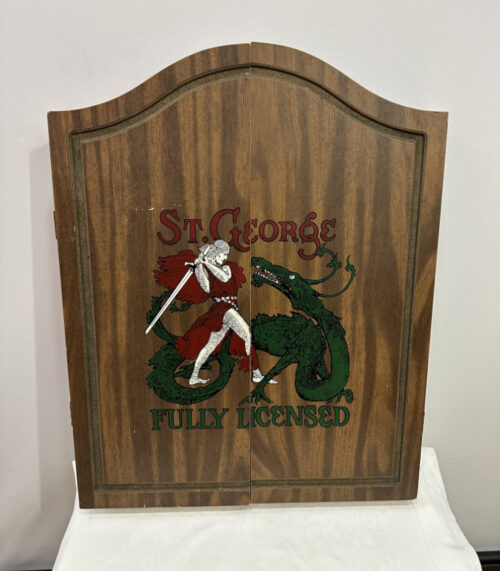 Vintage Harrows Dartscheibe im St. George Holzschrank - Komplettset aus den 1980er Jahren