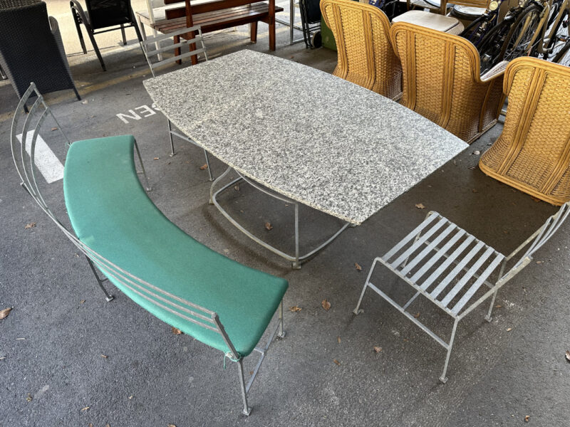 Robustes Gartenmöbel-Set mit Granittisch – Inkl. Metallbank & 2 Stühle - Image 3