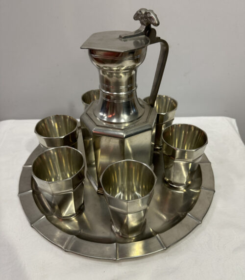 Schweizer Zinnservice mit Tablett von Feinzinn Gussisberg – handgegossen, 8-teilig