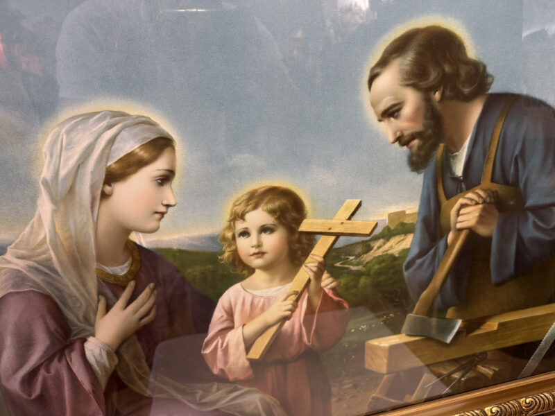 Heilige Familie – Farbdruck im goldverzierten Holzrahmen 122 x 74 cm - Image 3