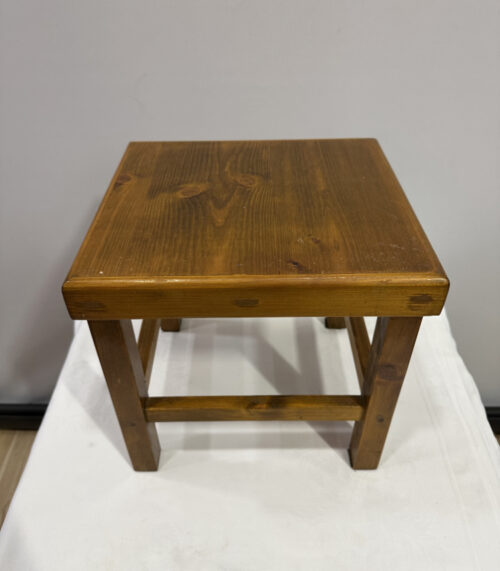 Vintage Holzschemel – stabiler Hocker mit 30 cm Höhe
