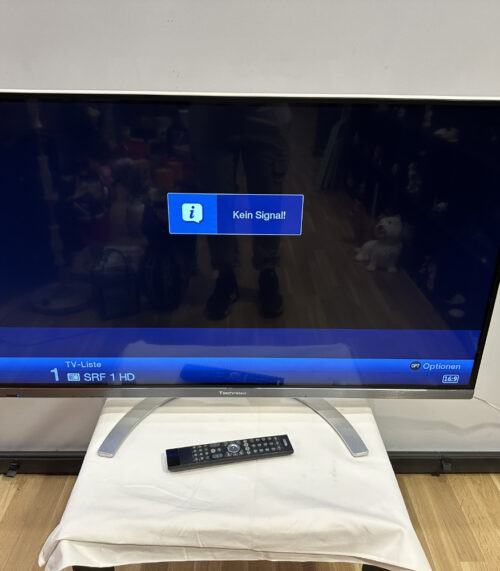 TechniSat TechniPlus ISIO 42 – 3D-Fernseher mit Internetfunktion & Fernbedienung, 42-Zoll Full-HD