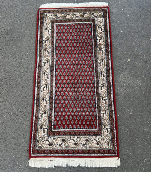 Orientteppich mit Kamelfries – Handgefertigter Läufer in Rot und Beige, 150 × 68 cm