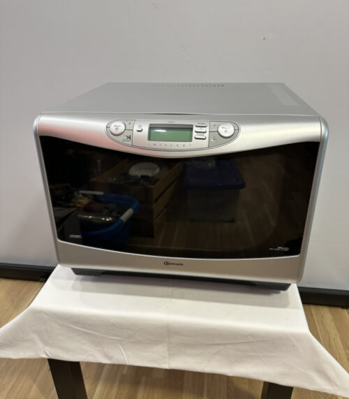Bauknecht Mikrowelle MW 49/ALU – mit Grill & Heissluftfunktion