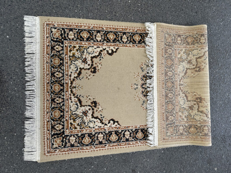 Orientteppich mit Bordürenmuster in warmen Beigeton, 162 × 79 cm - Image 2