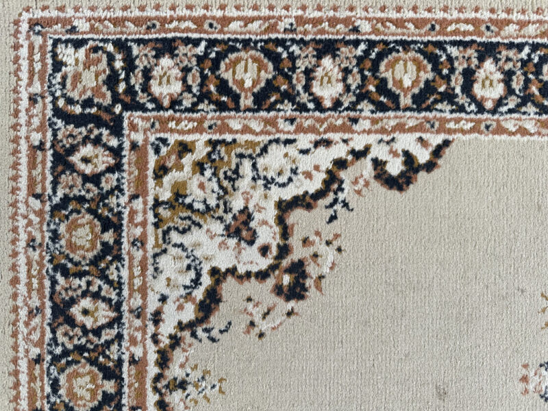 Orientteppich mit Bordürenmuster in warmen Beigeton, 162 × 79 cm - Image 6