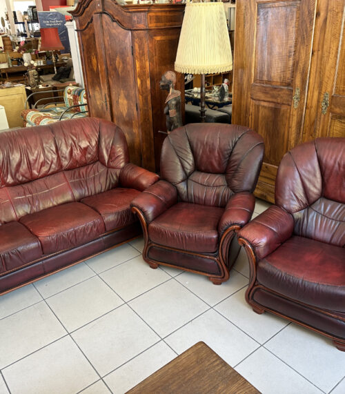 3-teiliges Vintage Polstermöbel-Set aus Leder in Burgunderrot mit Holzrahmen