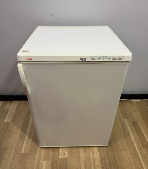 AEG Arctis Gefrierschrank – kompakt & zuverlässig mit 4 Schubladen