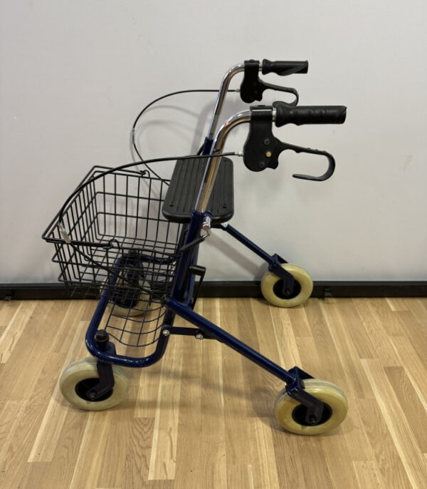 Rollator mit Korb und Sitzfläche – Stabiler Begleiter für mehr Mobilität