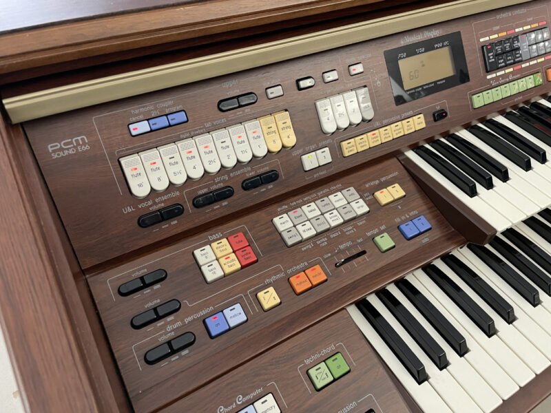 Elektronische Technics-Orgel SX-E66 mit Sitzbank und 13-Tasten-Pedal - Image 5
