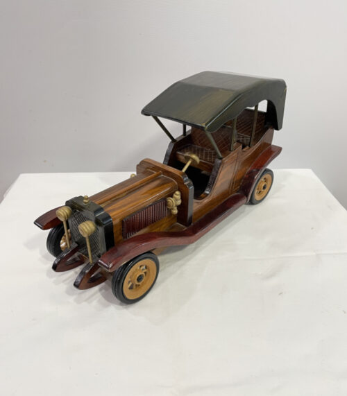 Oldtimer Holzmodell handgefertigt mit vielen Details