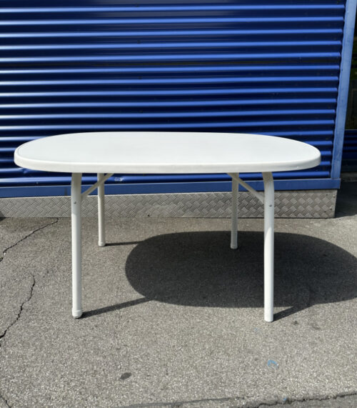 Ovaler Sieger Gartentisch mit Mecalit-Platte in Weiss