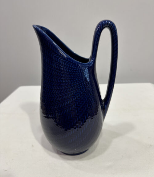Keramikkrug von Rörstrand Sweden in Tiefblau
