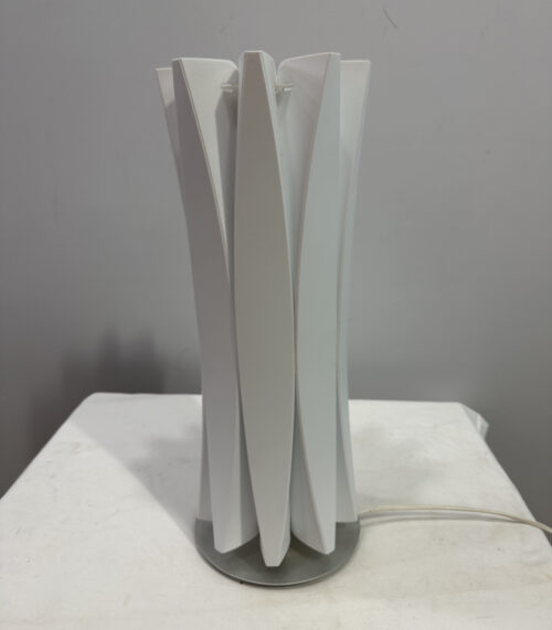 Slamp Bach MA Stehleuchte – Italienisches Designerstück mit Höhe 41 cm