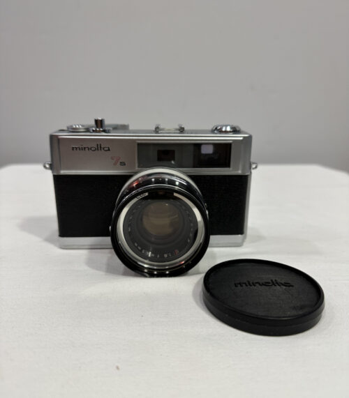 Minolta Hi-Matic 7s Japanische Messsucherkamera mit Rokkor-Objektiv und Originaletui