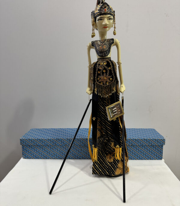 Indonesische Wayang-Golek Figur - Arjuna mit Originalbox