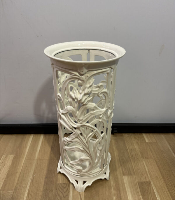 Vintage Schirmständer aus emailliertem Gusseisen – Jugendstil inspiriert