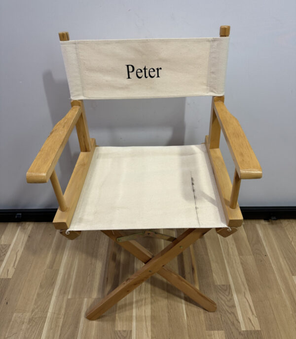 Regiestuhl aus Holz klappbar - personalisiert mit "Peter"