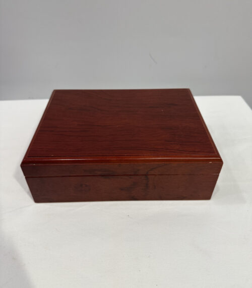 Humidor aus Holz mit Hygrometer, für Zigarrenliebhaber und stilvolle Aufbewahrung