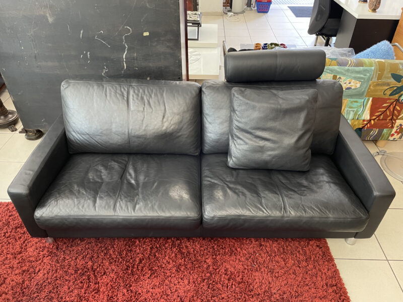3er Ledersofa von Erpo mit Aluminiumfüssen und verstellbarer Kopfstütze