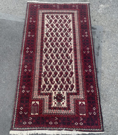 Handgeknüpfter Orientteppich in Rot – Boteh-Muster und Gebetsnischen 190 x 100 cm