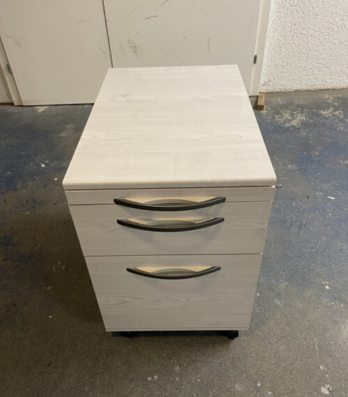 Abschliessbarer Rollcontainer mit Hängeregister – mobil, praktisch, gepflegt