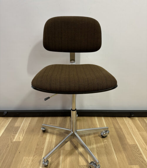 Drehstuhl von Stella höhenverstellbar, 70er-Jahre-Design