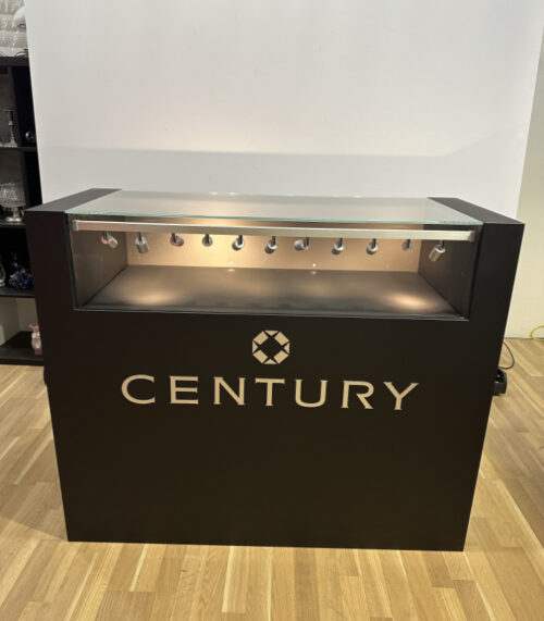 Elegante Präsentationsvitrine mit Glasaufsatz, Beleuchtung & Stauraum – Verkaufsvitrine in edlem Design