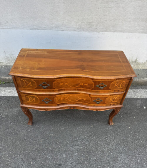 Vintage Kommode mit Intarsien und geschwungenen Beinen im Barock Stil