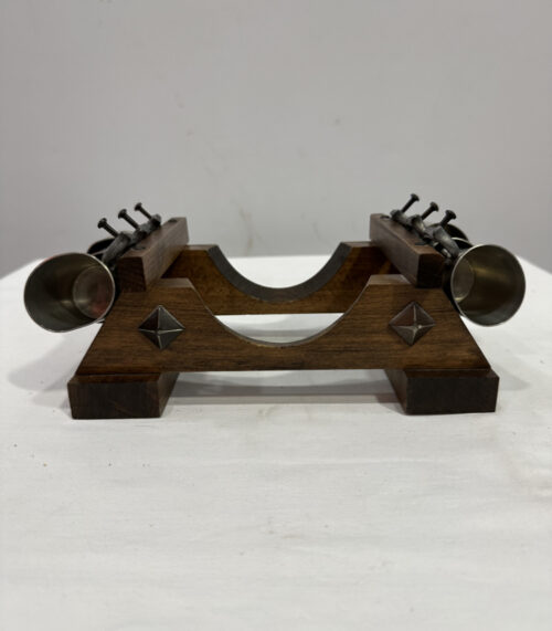 Flaschenhalter aus Holz mit 6 Metallbechern rustikal & dekorativ