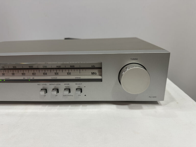 Denon AM/FM Tuner TU-520 – Made in Japan - Image 4