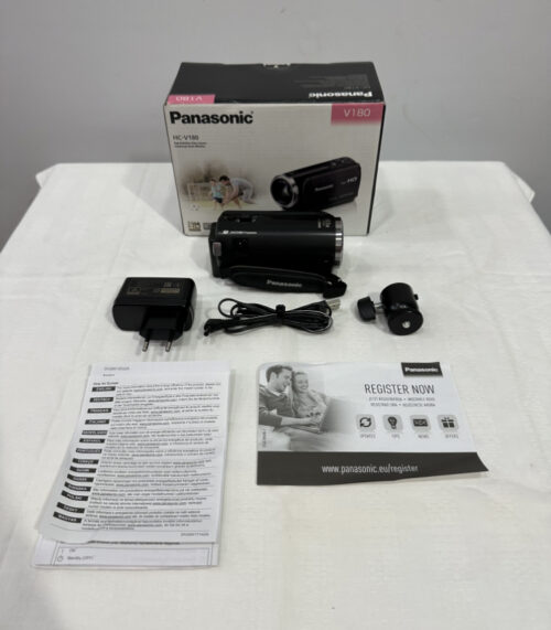 Panasonic Full HD Camcorder HC-V180, mit Zubehör