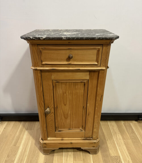 Antiker Gründerzeit Nachttisch aus Kiefernholz mit Marmorplatte um 1900