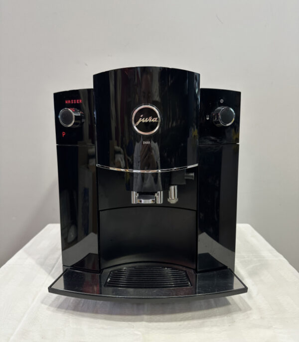 Jura D601 Kaffeevollautomat – Schweizer Präzision für besten Kaffee