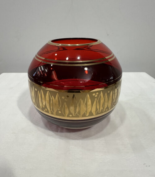 Vintage Glasvase in Rubinrot mit Golddekor