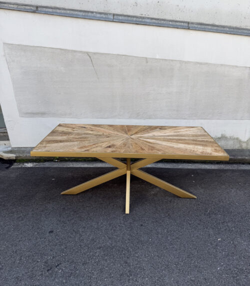 Rechteckiger Massivholztisch mit goldfarbenem Kreuzfuss 180 cm