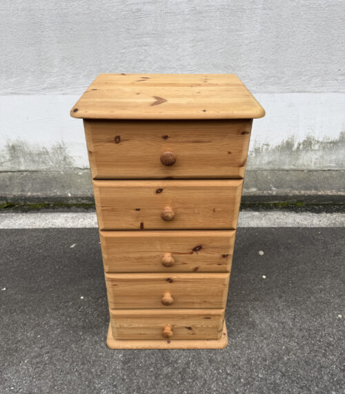 Schmale Kommode aus Kiefernholz mit 5 Schubladen