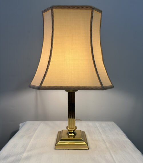 Vintage Tischlampe mit Messingfuss und Stoffschirm, 70er-90er Jahre